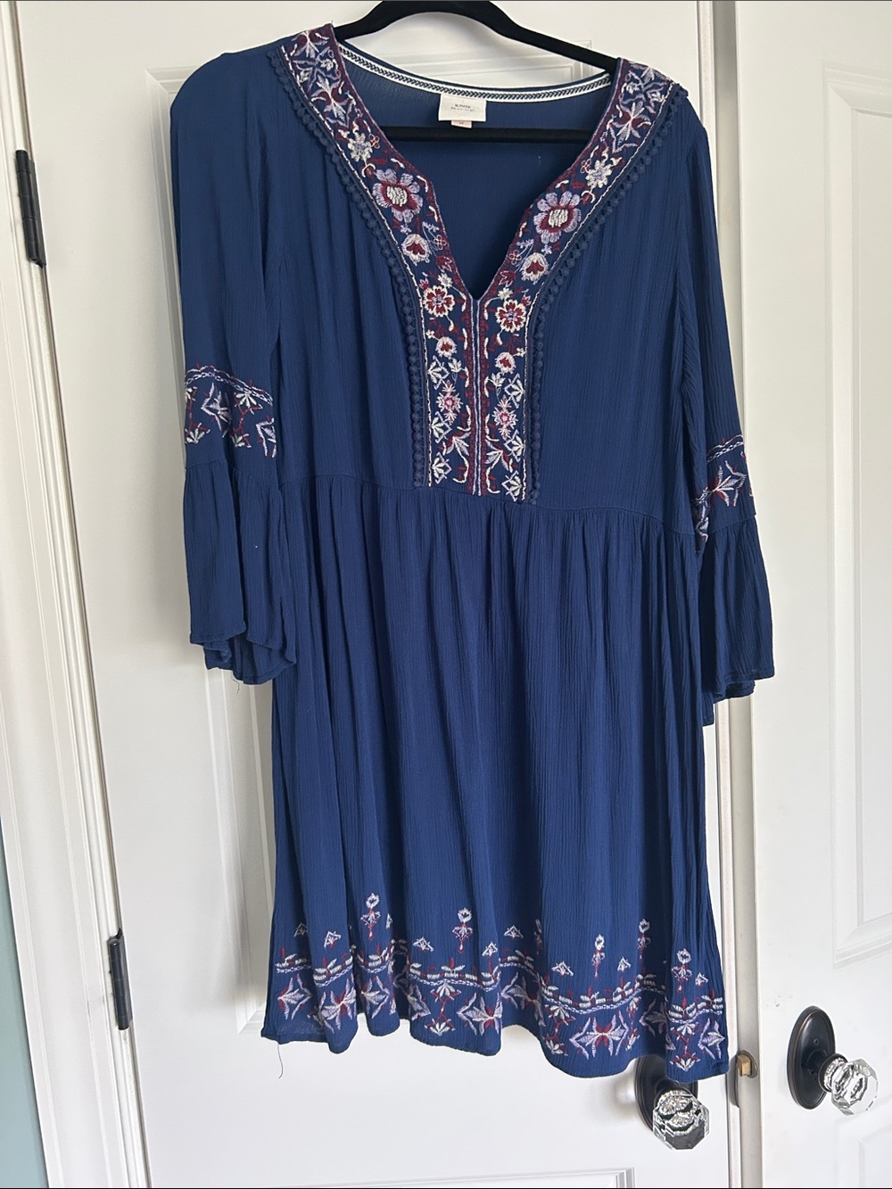 Knox Rose Navy Embroidered V-Neck Mini Dress